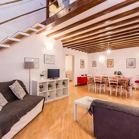 Rsh Vittoria Apartamento